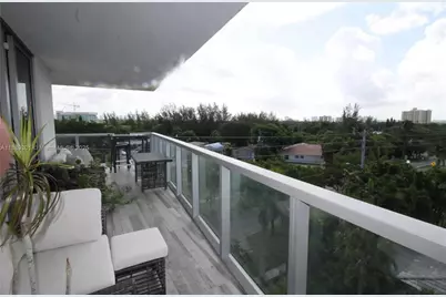 13800 Highland Dr #510, North Miami Beach, FL 33181 - Photo 9