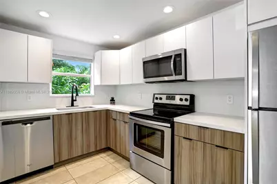 3661 NE 11th Ave #A, Oakland Park, FL 33334 - Photo 1