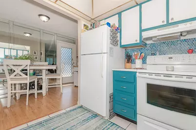 576 Burgundy L #576, Delray Beach, FL 33484 - Photo 9