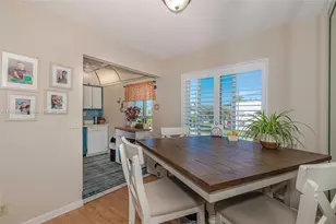 576 Burgundy L, Delray Beach, FL 33484 - Photo 5