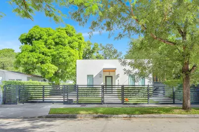 121 NW 41st St, Miami, FL 33127 - Photo 33