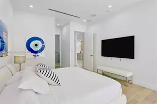 121 NW 41st St, Miami, FL 33127 - Photo 17