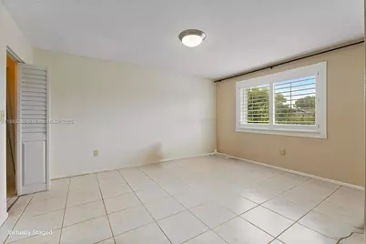 10201 NW 57th Ter, Doral, FL 33178 - Photo 13