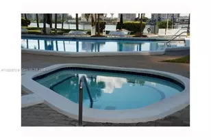 18151 NE 31st Ct, Aventura, FL 33160 - Photo 11