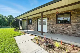 5006 Pike Ln, Labelle, FL 33935 - Photo 3