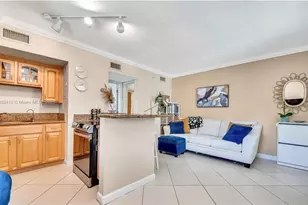 924 SE 2nd St, Fort Lauderdale, FL 33301 - Photo 5