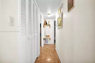 4800 Hillcrest Ln, Hollywood, FL 33021 - Photo 11