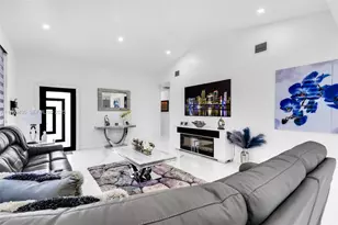 3022 NW 95th St, Miami, FL 33147 - Photo 5