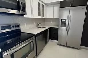 20505 E Country Club Dr, Aventura, FL 33180 - Photo 5