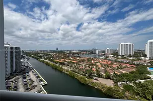 20505 E Country Club Dr, Aventura, FL 33180 - Photo 3