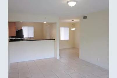 4271 NW 5th St #108, Plantation, FL 33317 - Photo 1