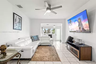 5340 SW 5th St, Miami, FL 33134 - Photo 11