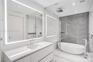 300 Biscayne Blvd Way, Miami, FL 33131 - Photo 19