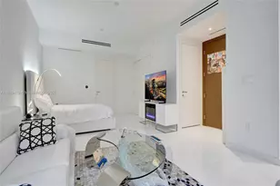 300 Biscayne Blvd Way, Miami, FL 33131 - Photo 5