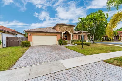 3591 NE 10th Dr, Homestead, FL 33033 - Photo 5