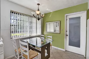 160 NW 34th St, Oakland Park, FL 33309 - Photo 9