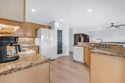 18084 SW 33rd Ct, Miramar, FL 33029 - Photo 15