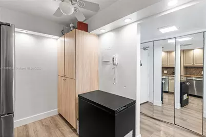 20301 W Country Club Dr #829, Aventura, FL 33180 - Photo 53