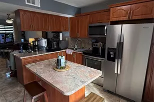 1813 SW 107th Ave, Miami, FL 33165 - Photo 5