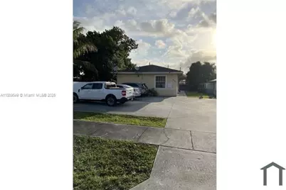 415 N 60th Way, Hollywood, FL 33024 - Photo 1