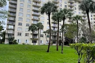 11111 Biscayne Blvd, Miami, FL 33181 - Photo 13