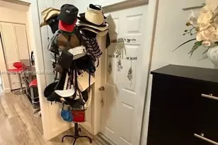 276 E 12th St, Hialeah, FL 33010 - Photo 13