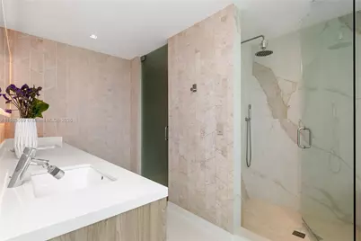 1040 Biscayne Blvd #4207, Miami, FL 33132 - Photo 33