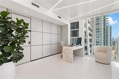 1040 Biscayne Blvd #4207, Miami, FL 33132 - Photo 19