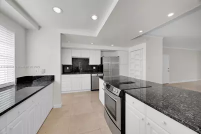 940 Sevilla Ave #104, Coral Gables, FL 33134 - Photo 5