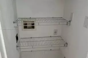 1300 Pennsylvania Ave, Miami Beach, FL 33139 - Photo 5