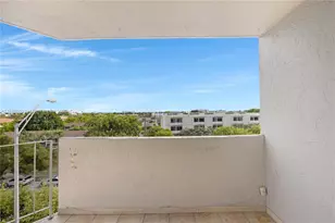 1750 W 46th St, Hialeah, FL 33012 - Photo 13