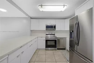 1750 W 46th St #544, Hialeah, FL 33012 - Photo 5