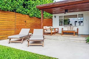 8 Century Ln, Miami Beach, FL 33139 - Photo 17