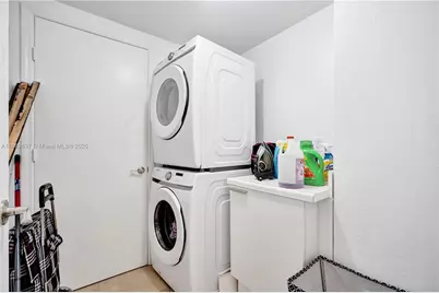 14951 Royal Oaks Ln #1704, North Miami, FL 33181 - Photo 17