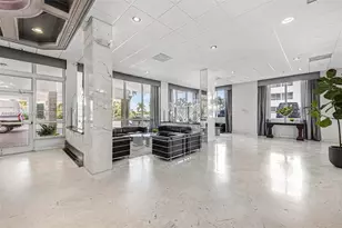 5001 Collins Ave, Miami Beach, FL 33140 - Photo 17