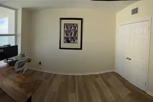 5001 Collins Ave, Miami Beach, FL 33140 - Photo 13