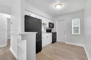 746 SW 4th St, Dania Beach, FL 33004 - Photo 7