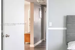 6545 W 27th Ct, Hialeah, FL 33016 - Photo 9