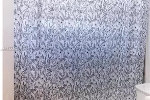 6545 W 27th Ct, Hialeah, FL 33016 - Photo 13