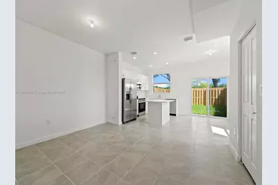 1501 SE 27th Rd, Homestead, FL 33035 - Photo 3