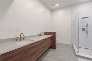 11505 NE 11th Pl, Biscayne Park, FL 33161 - Photo 11