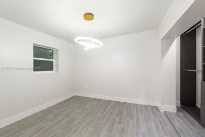 11505 NE 11th Pl, Biscayne Park, FL 33161 - Photo 13