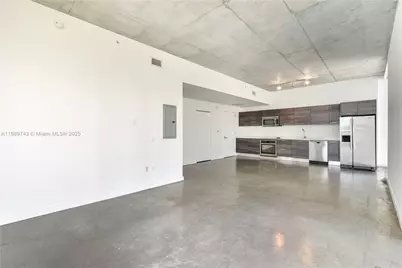 151 SE 1st Street #2002, Miami, FL 33131 - Photo 3