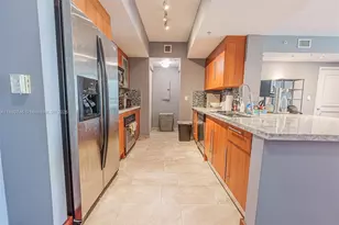 335 S Biscayne Blvd, Miami, FL 33131 - Photo 3