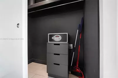 3101 Bayshore Dr #1704, Fort Lauderdale, FL 33304 - Photo 31