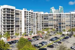 200 Leslie Dr, Hallandale Beach, FL 33009 - Photo 25