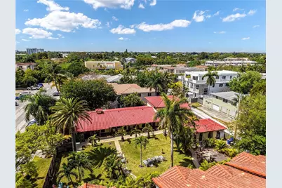 2625 NE 13th Ct, Fort Lauderdale, FL 33304 - Photo 11