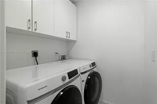 3172 NE 211th St, Aventura, FL 33180 - Photo 23