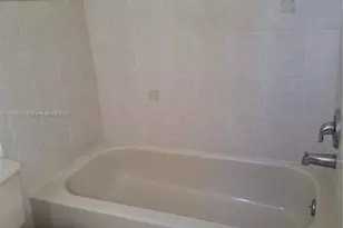 6621 Winfield Blvd, Margate, FL 33063 - Photo 31