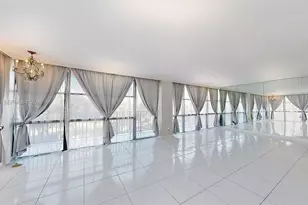 1000 Parkview Dr, Hallandale Beach, FL 33009 - Photo 5